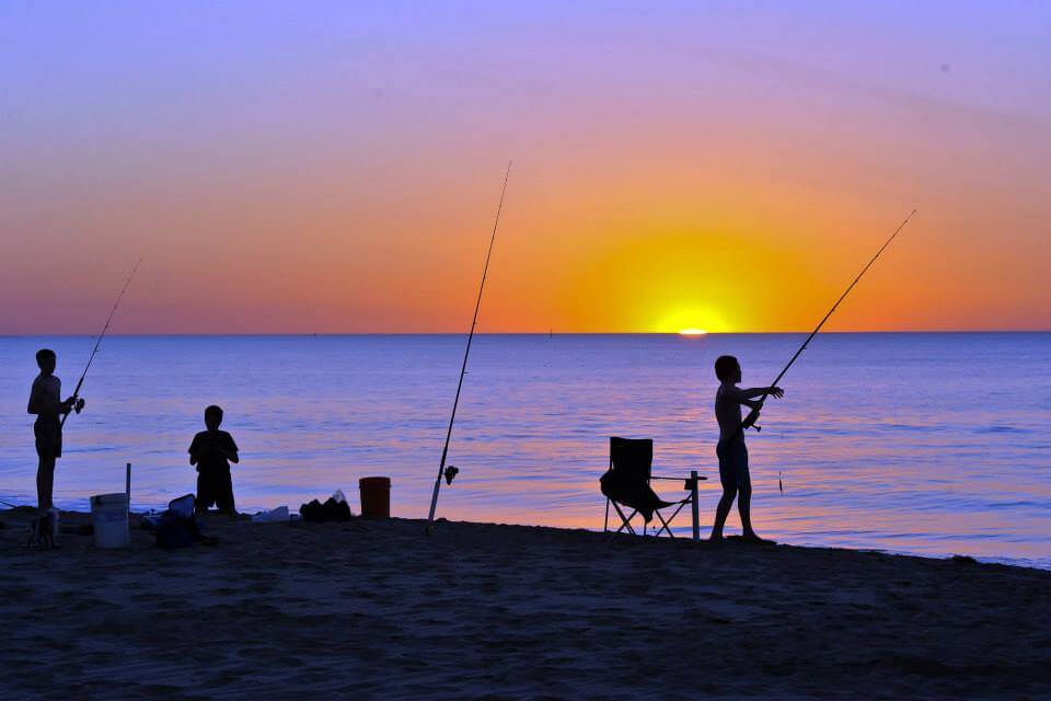 https://recfishwest.org.au/wp-content/uploads/2018/03/credit-tony-tropiano-sanremo-beach-sunset-2.jpg